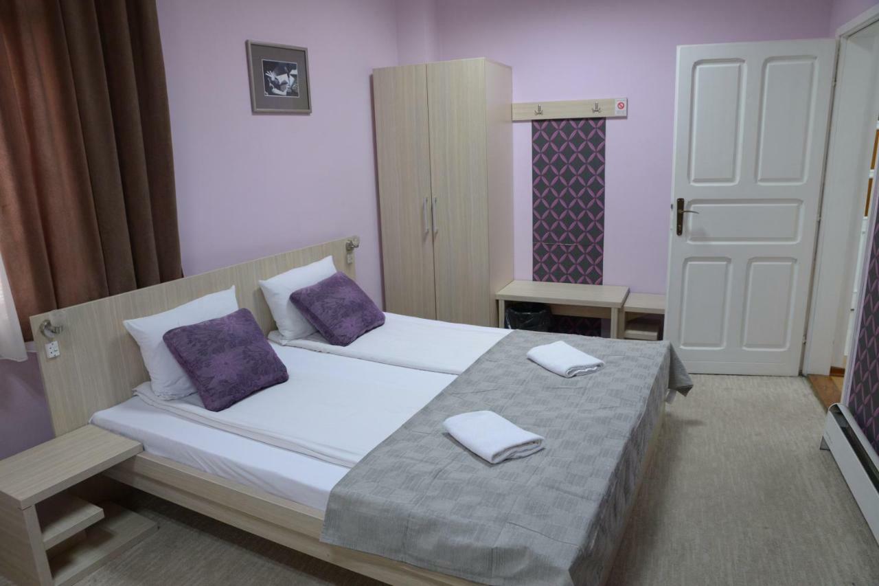 Guest House Golden Coin Ni Екстериор снимка