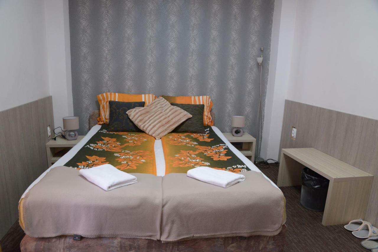 Guest House Golden Coin Ni Екстериор снимка