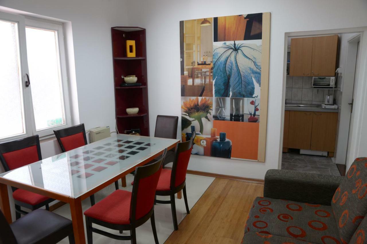 Guest House Golden Coin Ni Екстериор снимка