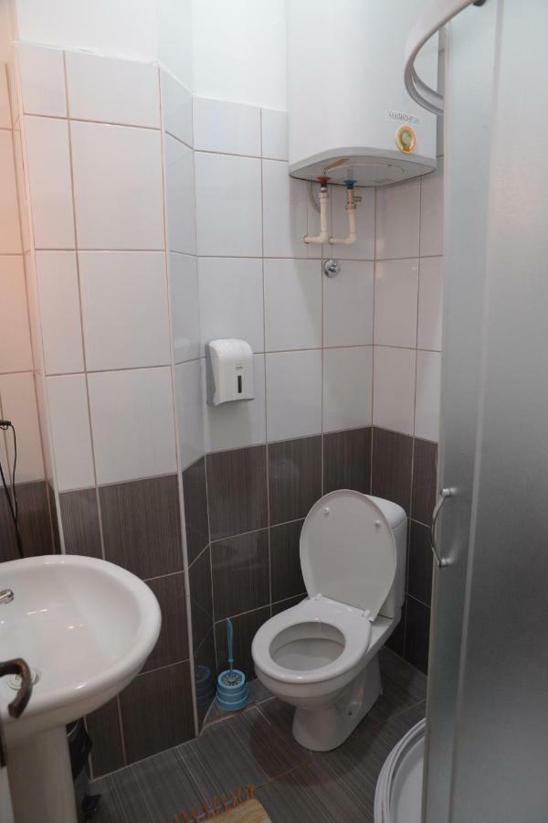 Guest House Golden Coin Ni Екстериор снимка
