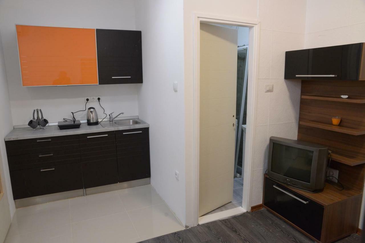 Guest House Golden Coin Ni Екстериор снимка